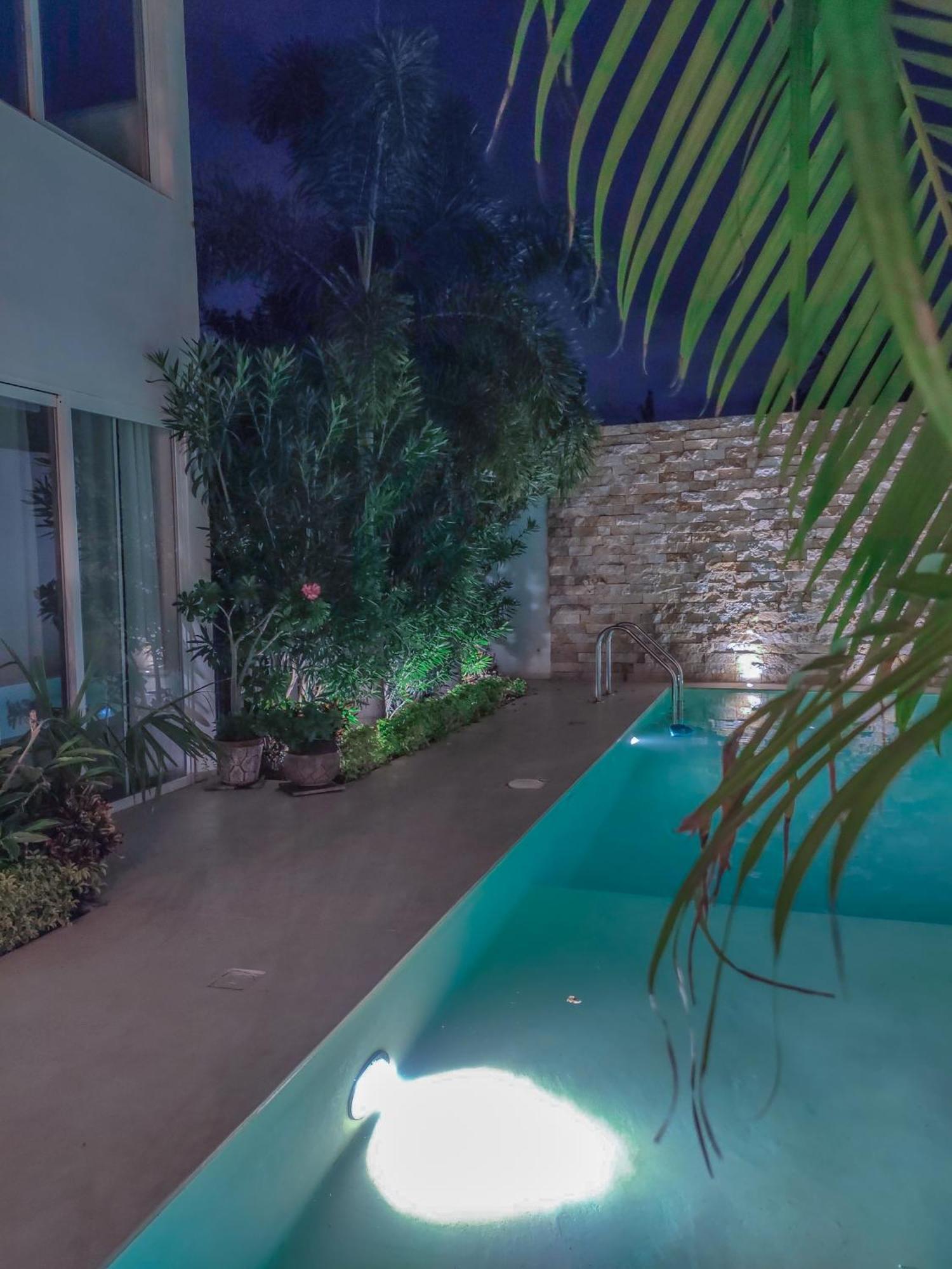 Villa Moderna Con Alberca, Gimnasio Y Cochera เมริดา ภายนอก รูปภาพ